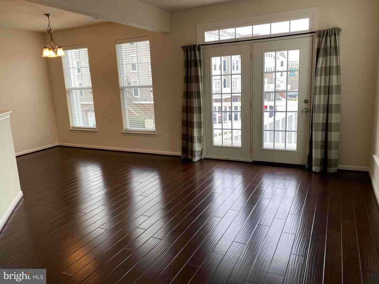 24622 Seacliff Ter - Photo 7 of 32