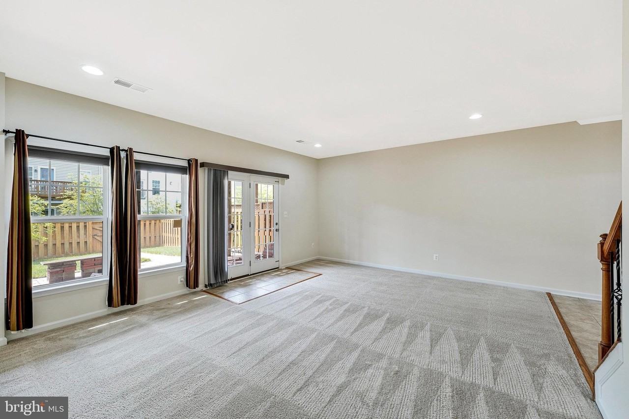 41835 Diabase Sq - Photo 4 of 50