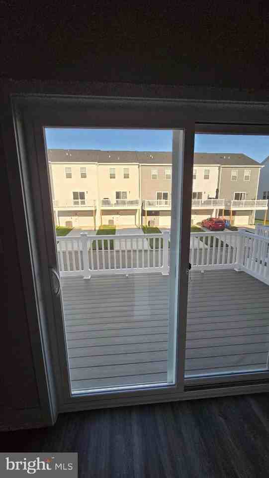 52 Aloma St - Photo 2 of 44
