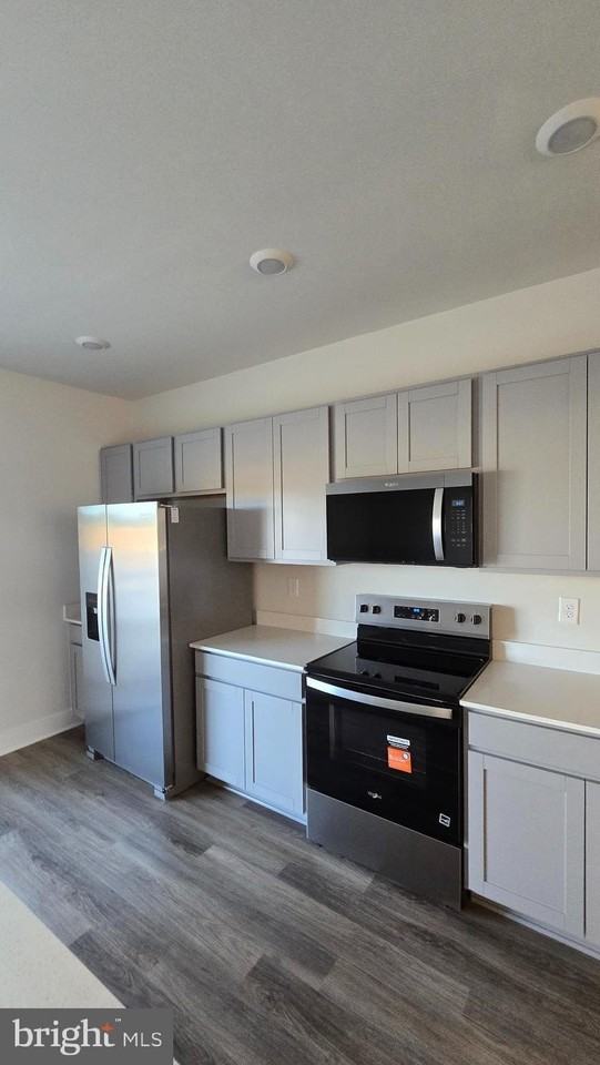 52 Aloma St - Photo 4 of 44