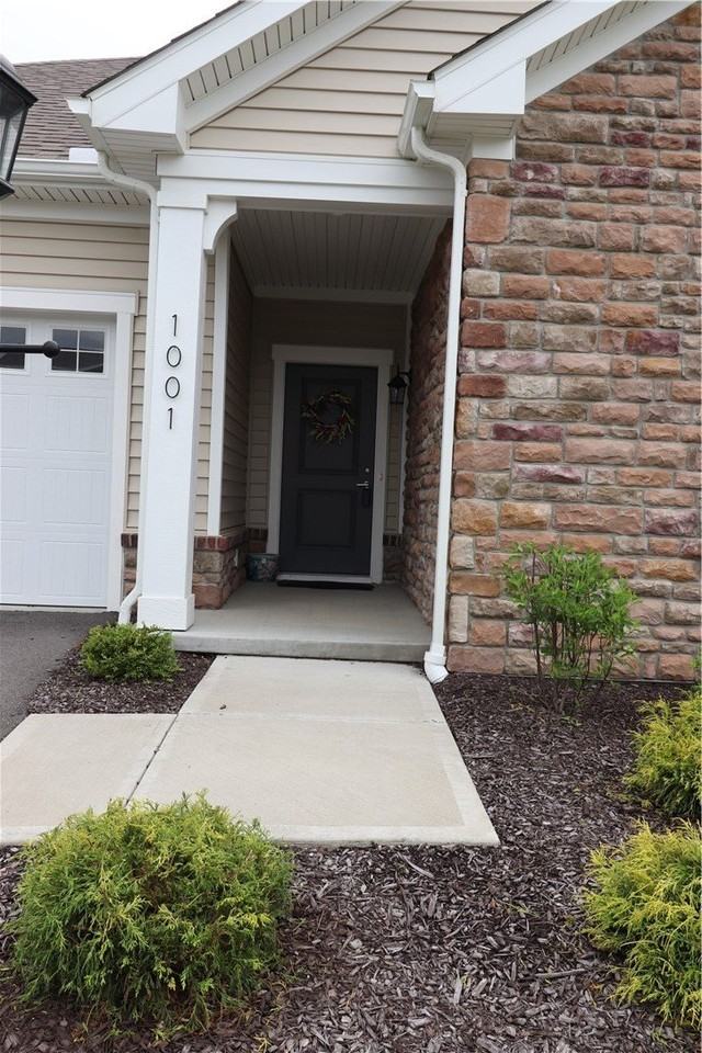 1001 Courtyard Dr - Photo 5 of 40