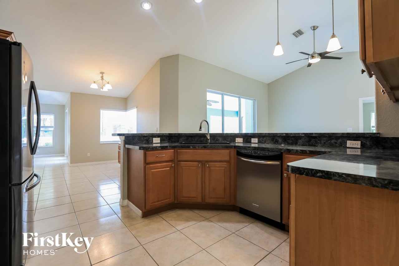 1200 Wise Dr - Photo 5 of 15