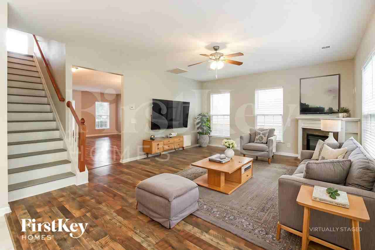 4707 Shady Oak Dr - Photo 3 of 18