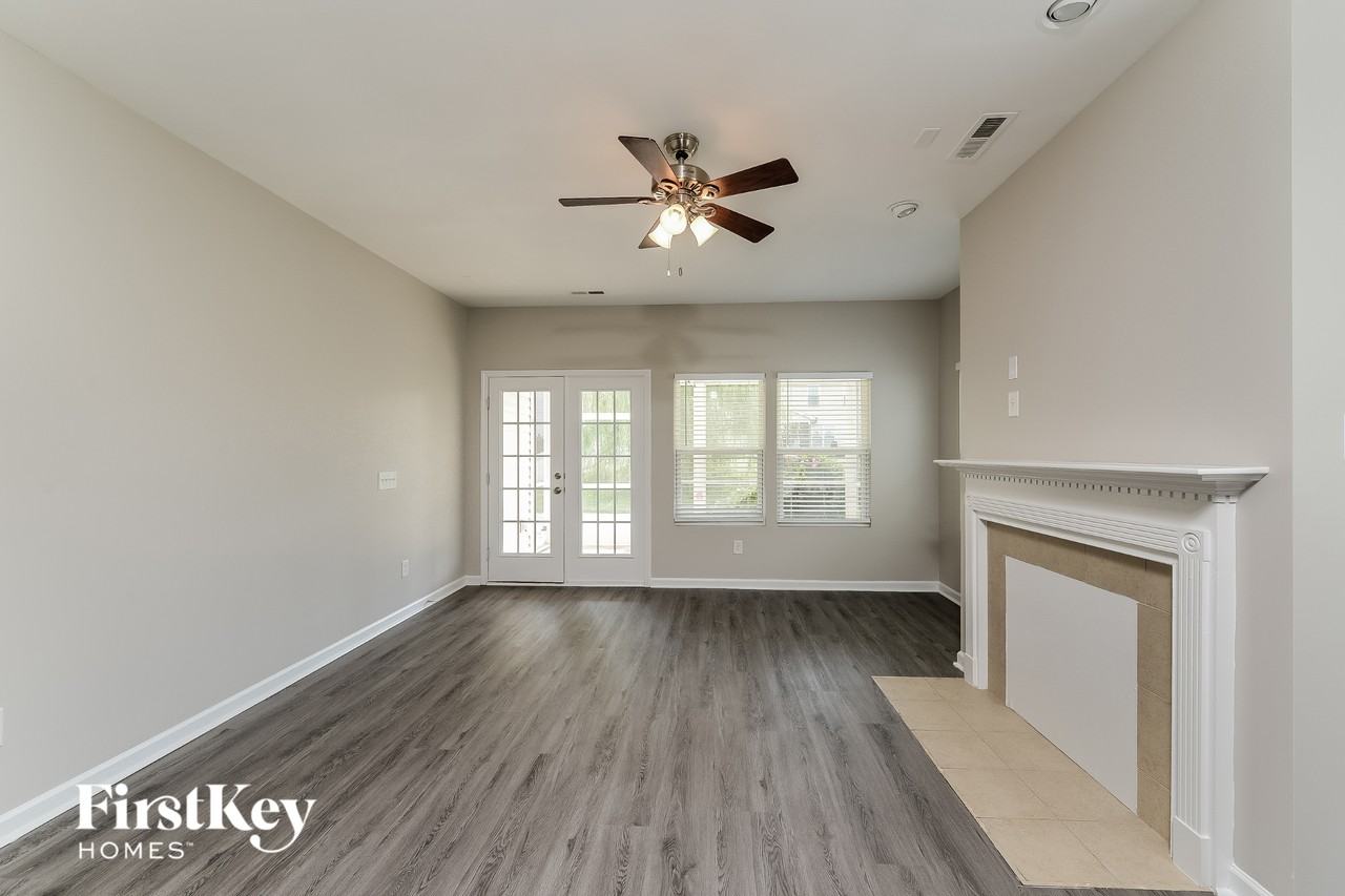 6904 Lowline Dr - Photo 2 of 15