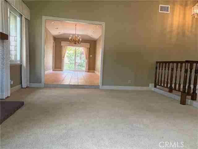 18886 Mount Walton Cir - Photo 2 of 6