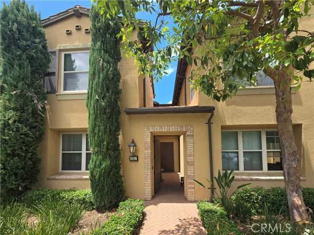 261 Mayfair - Photo 2 of 2