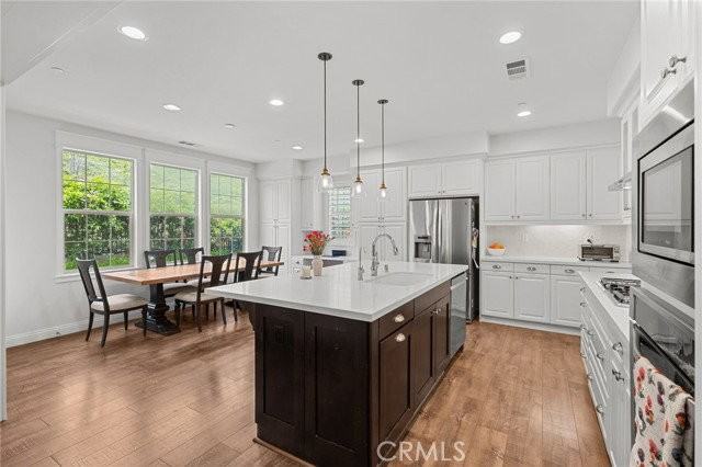 33 Gamella St - Photo 7 of 8