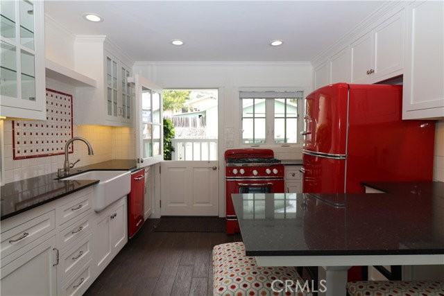 334 Cypress Dr - Photo 5 of 8