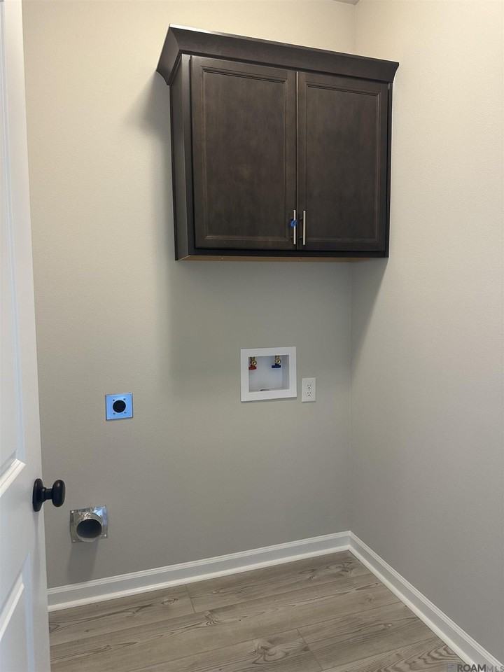 25717 Raines Ave - Photo 5 of 12