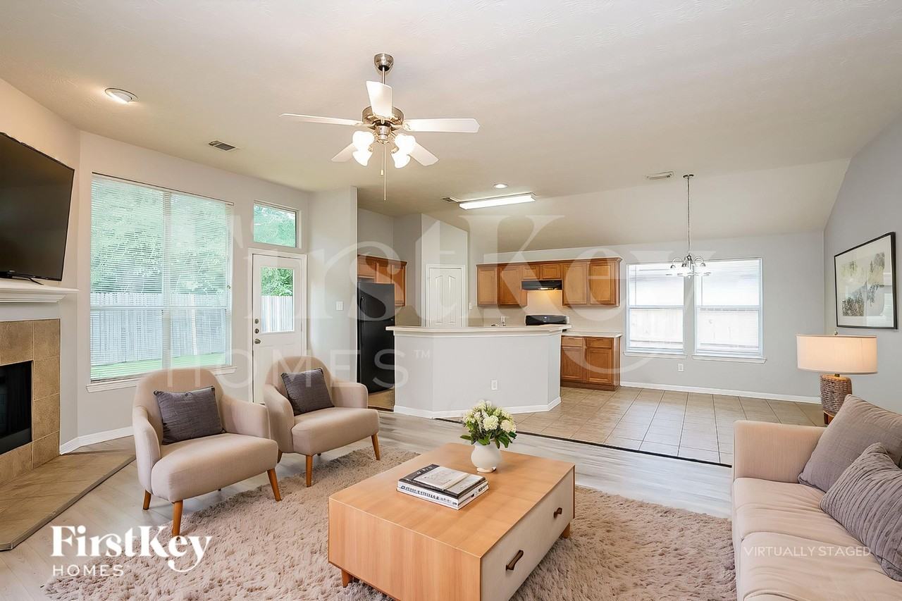 4531 Bridgevillage Dr - Photo 4 of 20