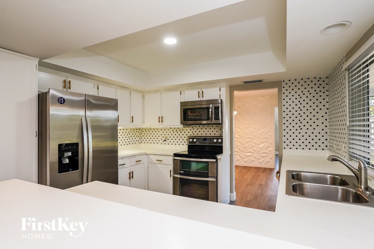 2529 Shelby Pkwy - Photo 7 of 14