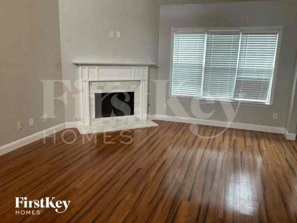 3496 English Oaks Dr Nw - Photo 2 of 10