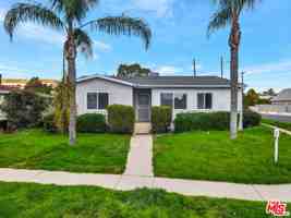 featured image of 12801 Friar St