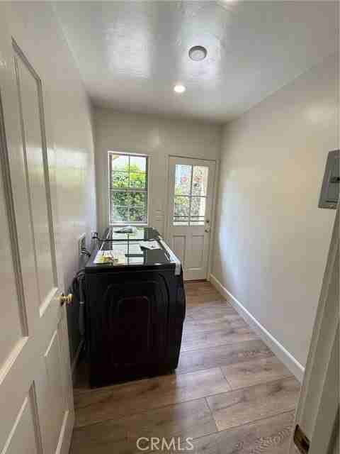 2828 Hermosa Ave - Photo 4 of 8