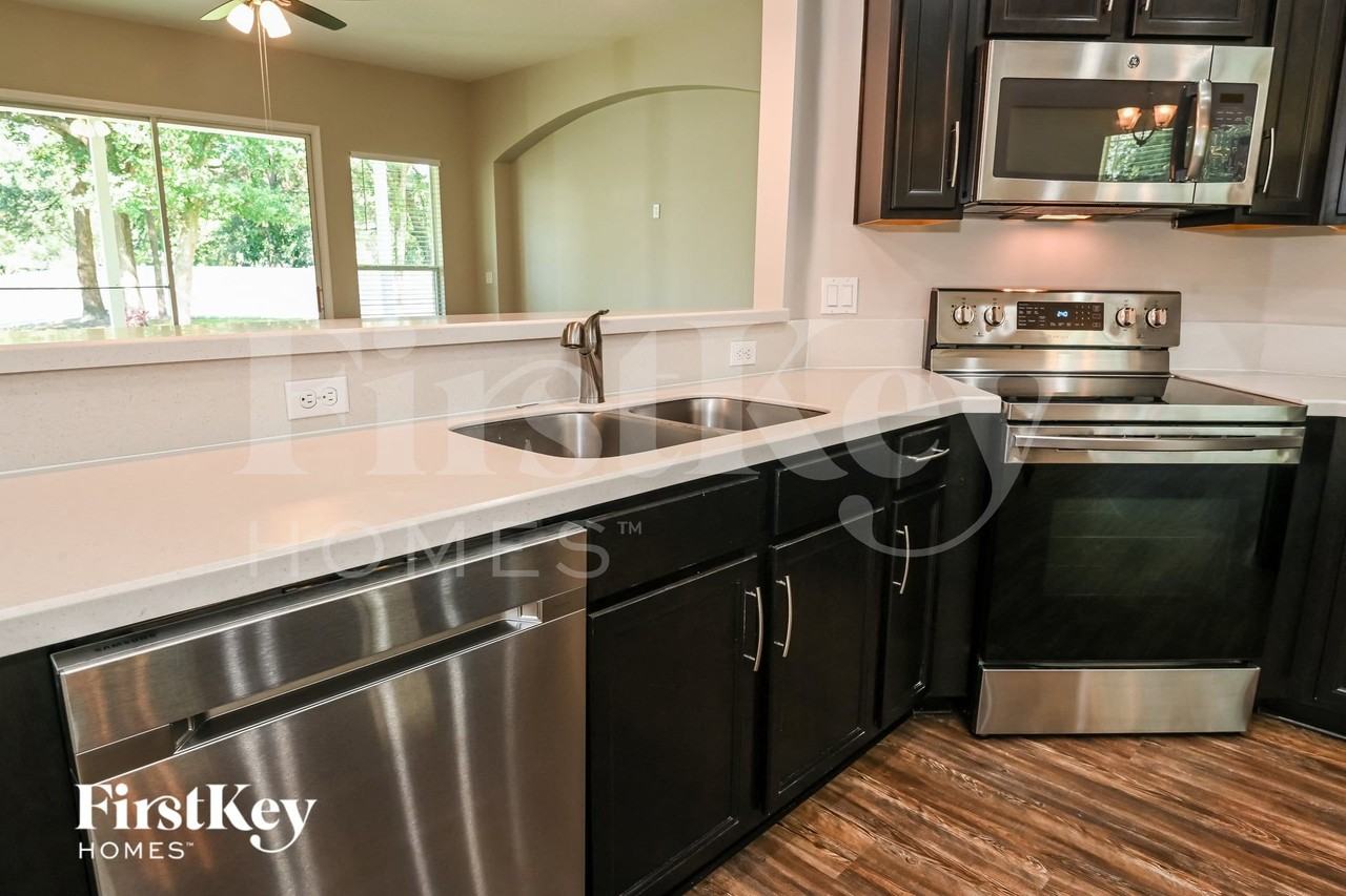 13915 Ponderosa Pine Dr S - Photo 6 of 15