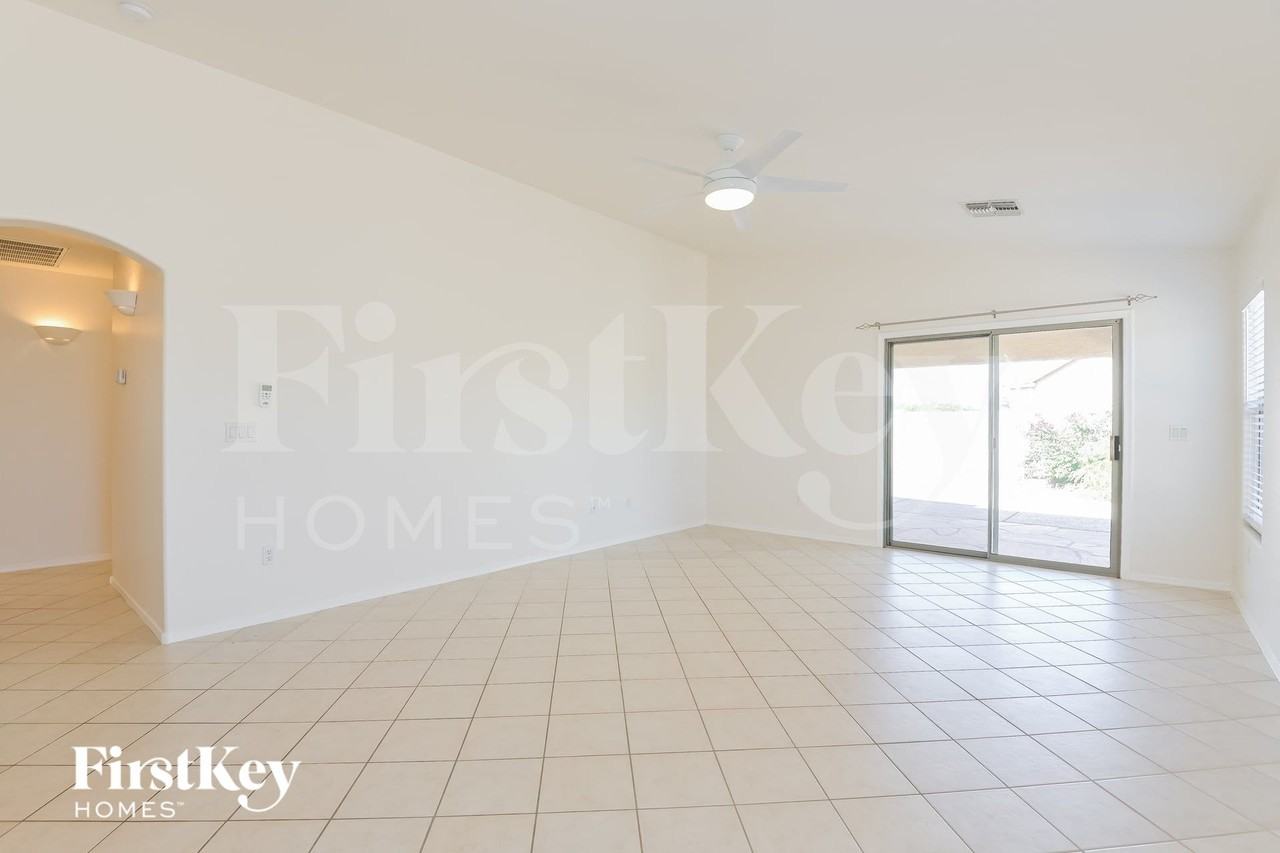 14267 E Placita Rociana - Photo 2 of 15