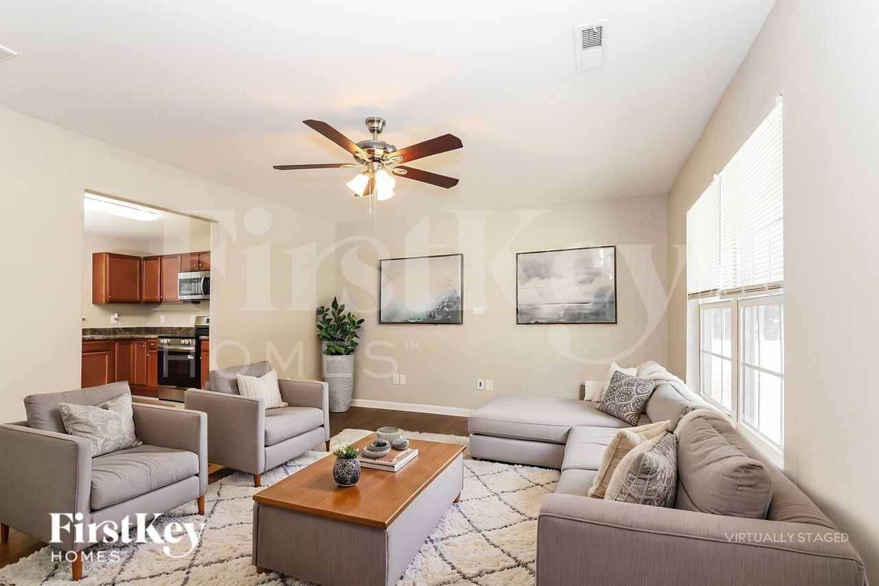 2322 Deerbrook Forest Ln - Photo 5 of 19