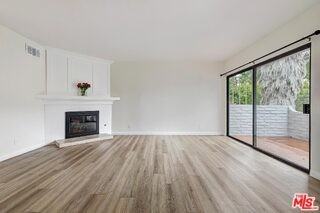 1508 Berkeley St #B - Photo 4 of 8