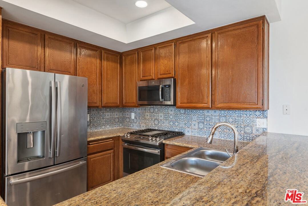 8707 Falmouth Ave #221 - Photo 4 of 8