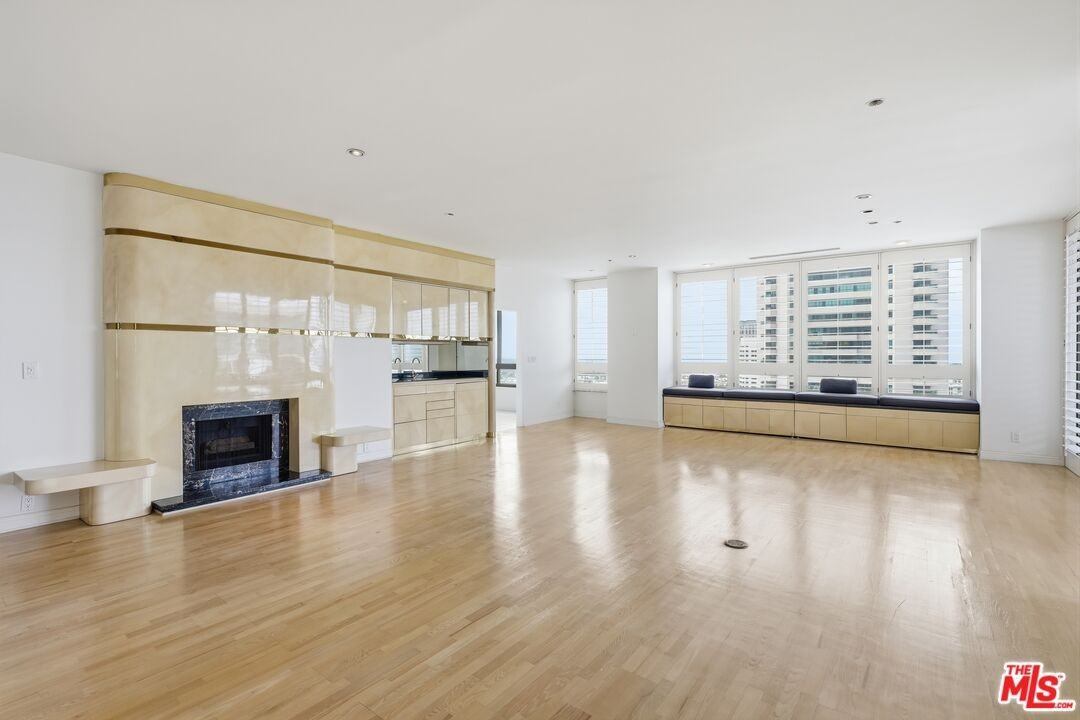 10430 Wilshire Blvd #1701 - Photo 5 of 8