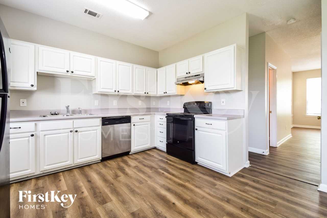 2451 Brianna Dr - Photo 6 of 16