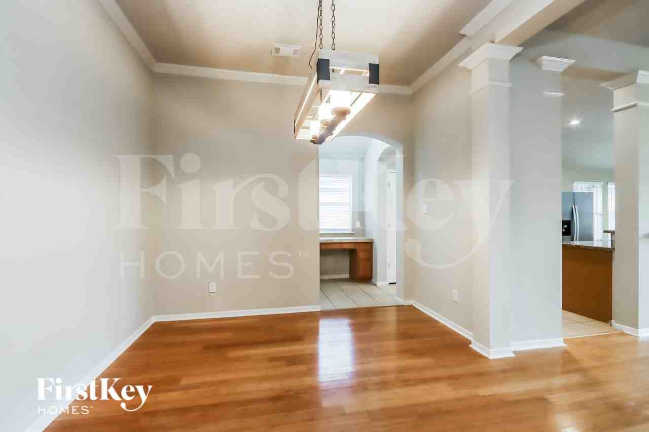 31223 Rainwood Park Ln - Photo 6 of 19