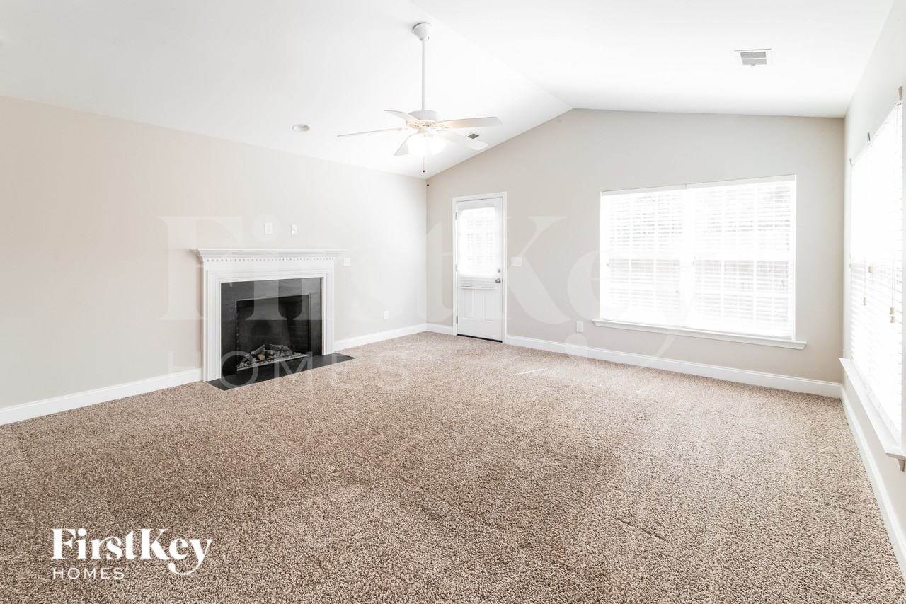 108 Farm Quarters Dr - Photo 4 of 16