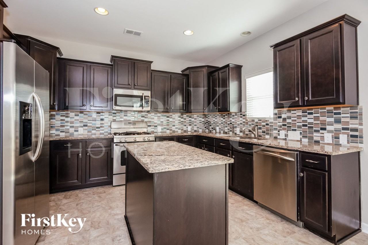 6729 Barefoot Forest Dr - Photo 6 of 15