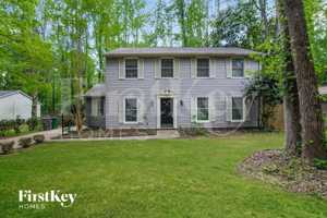 featured image of 7225 Rollingridge Dr