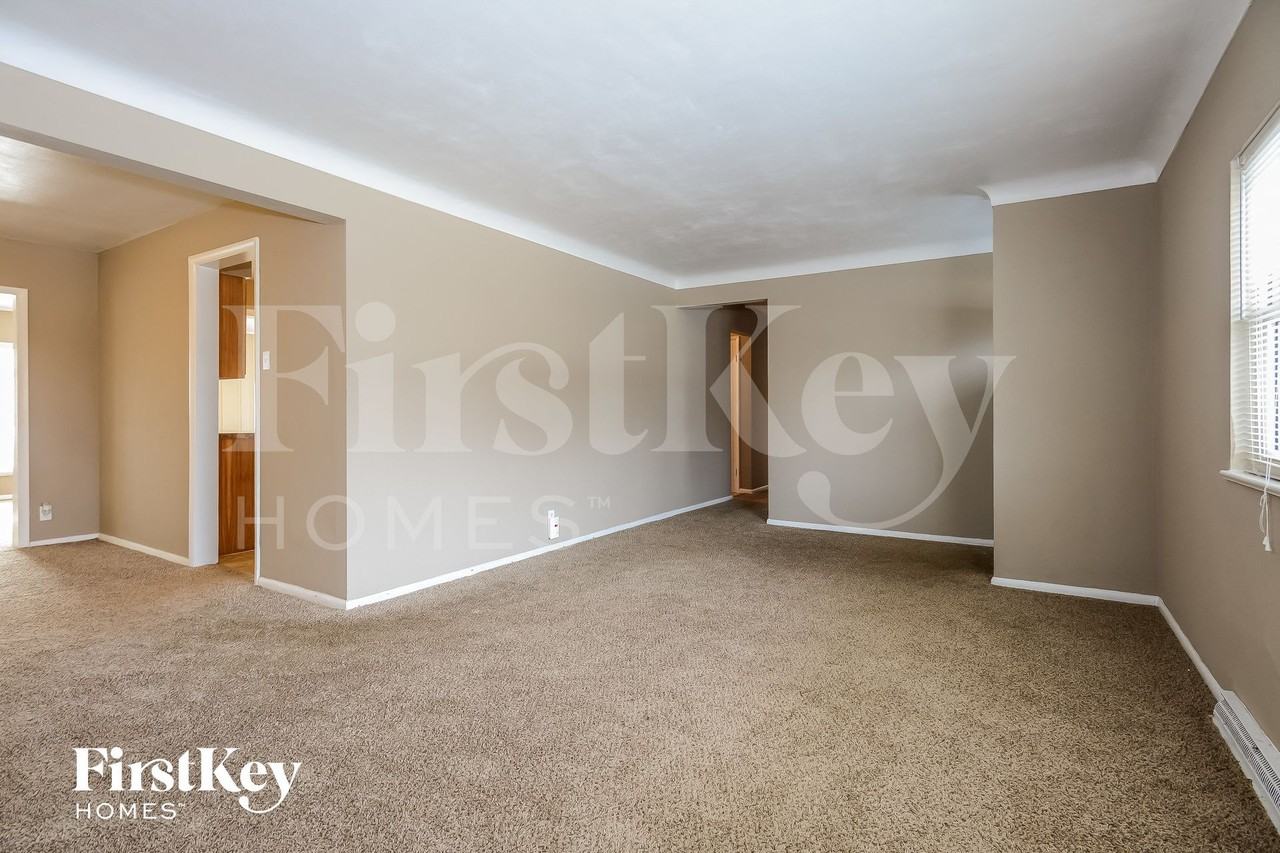 6114 Fee Fee Rd - Photo 3 of 15