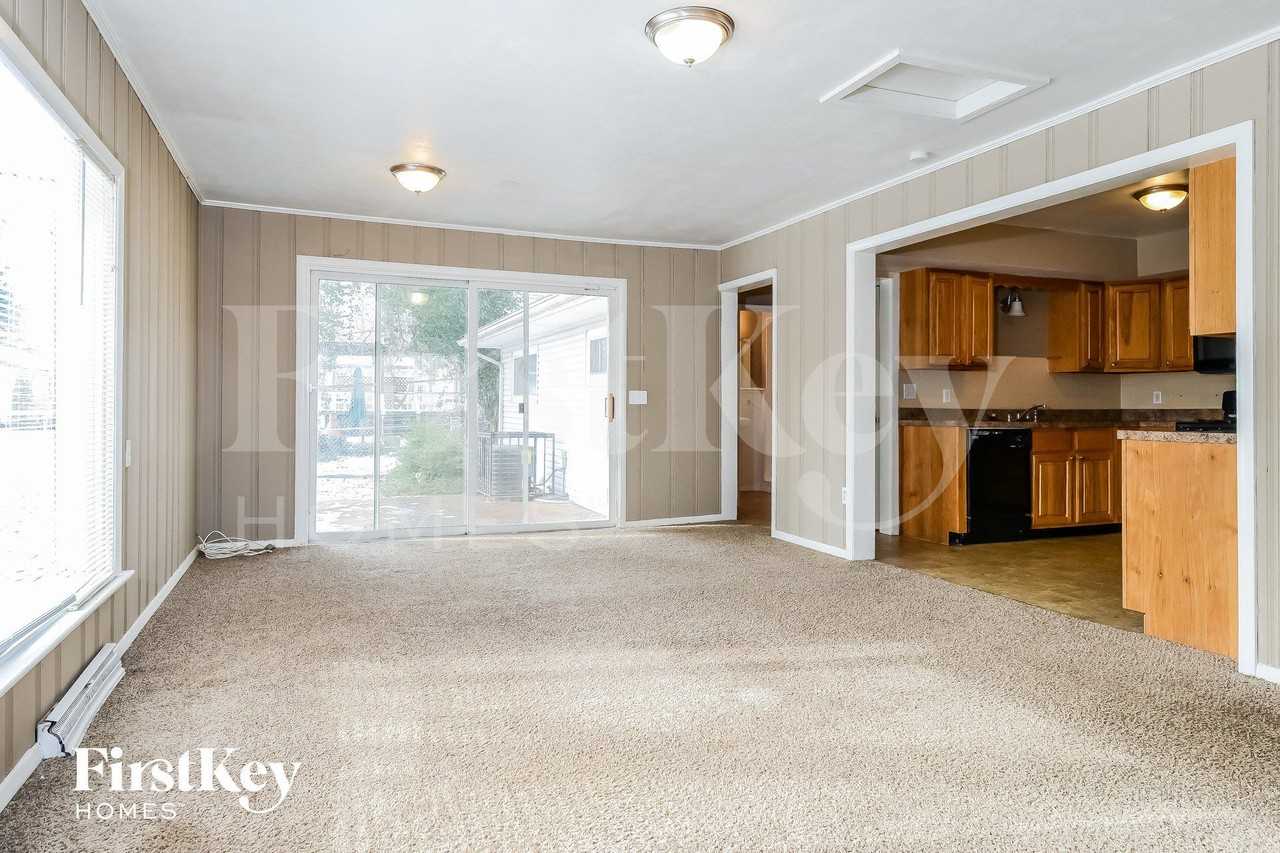 6114 Fee Fee Rd - Photo 5 of 15