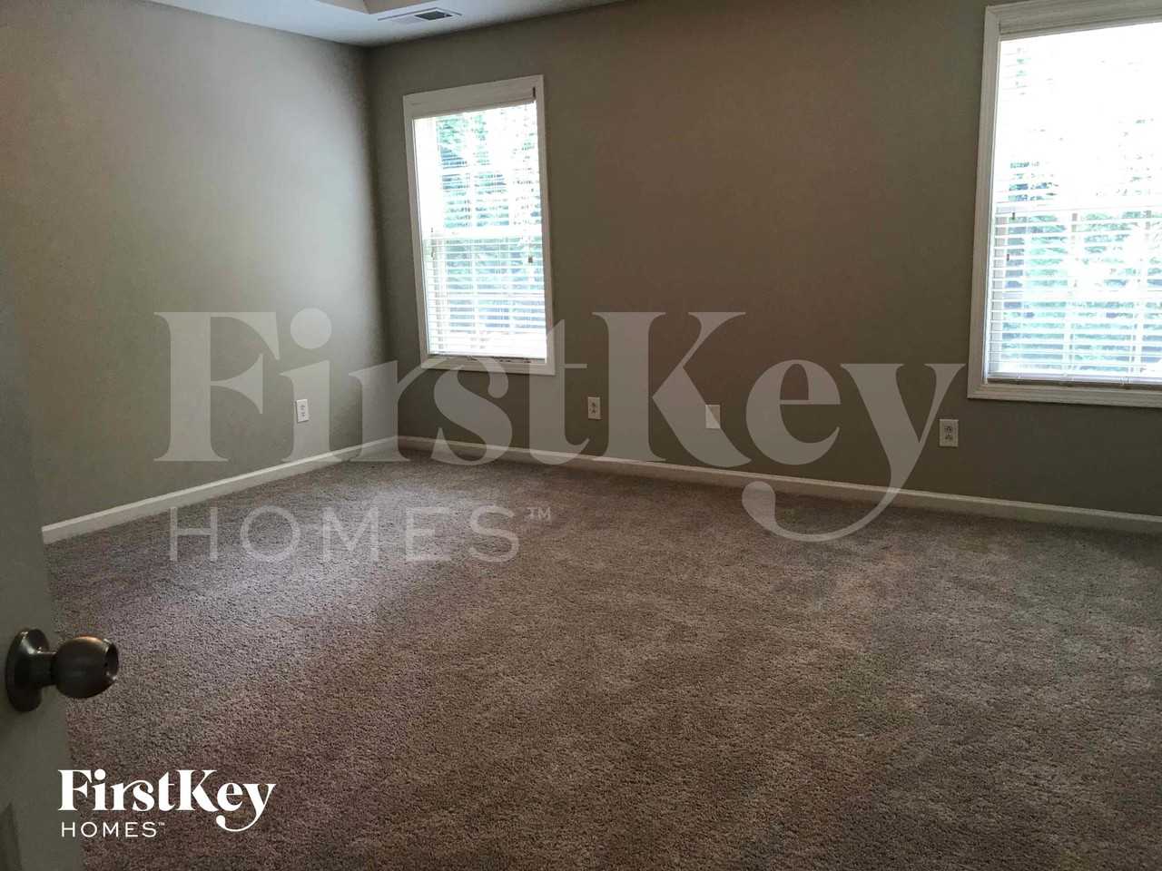 531 Garden View Ct - Photo 7 of 10