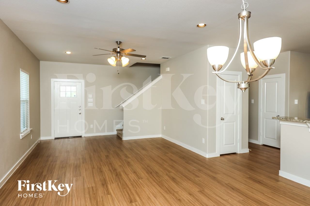 3651 Rising Sun Ln - Photo 3 of 16