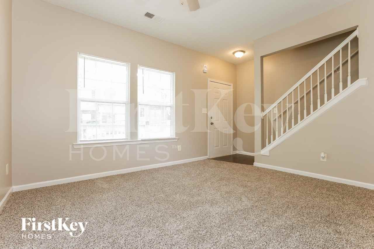 3606 Ginnis Dr Sw #8 - Photo 2 of 19