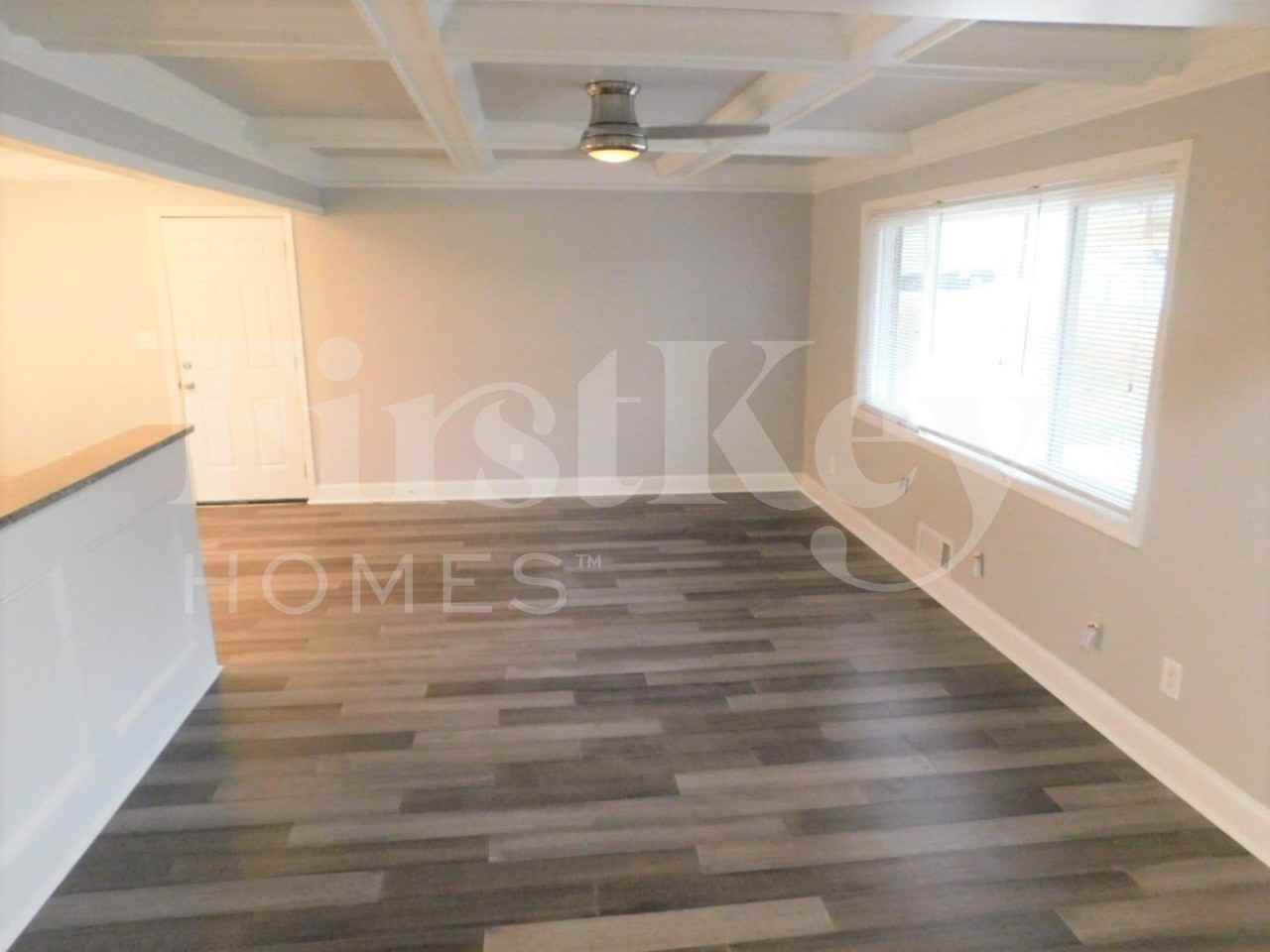 2742 Sherlock Dr - Photo 2 of 14