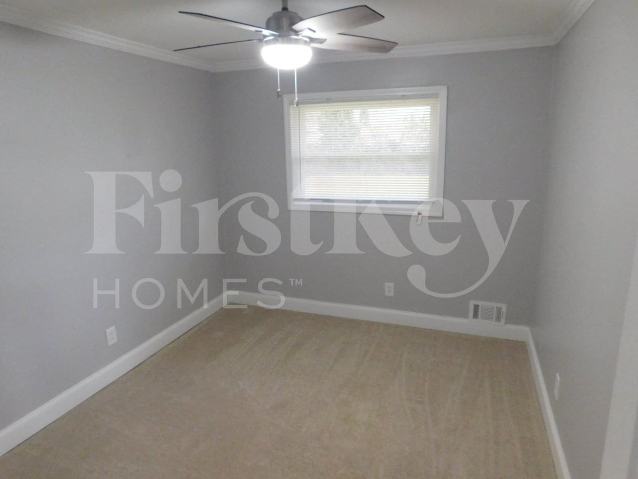 2742 Sherlock Dr - Photo 5 of 14