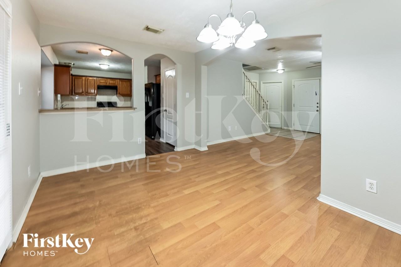 24227 Spring Sunset Dr - Photo 7 of 19