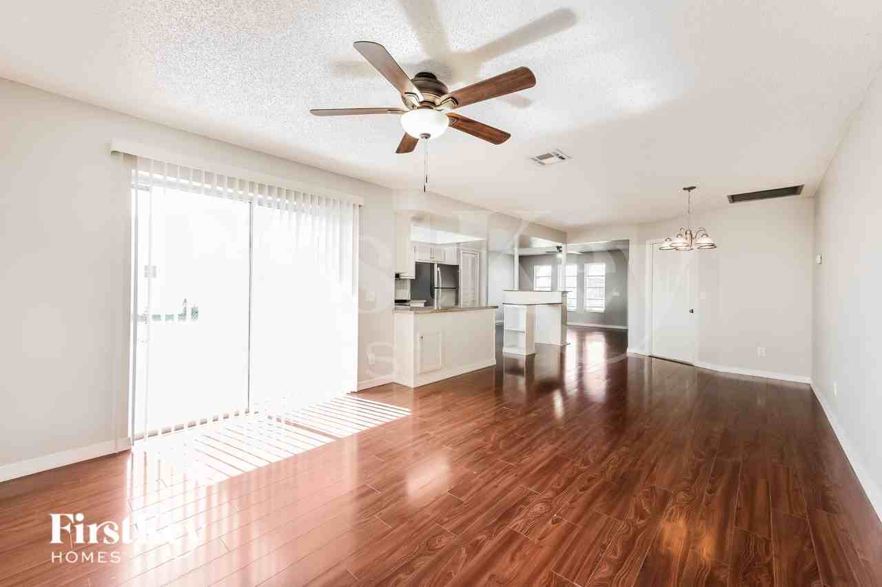 2126 Seter - Photo 6 of 20