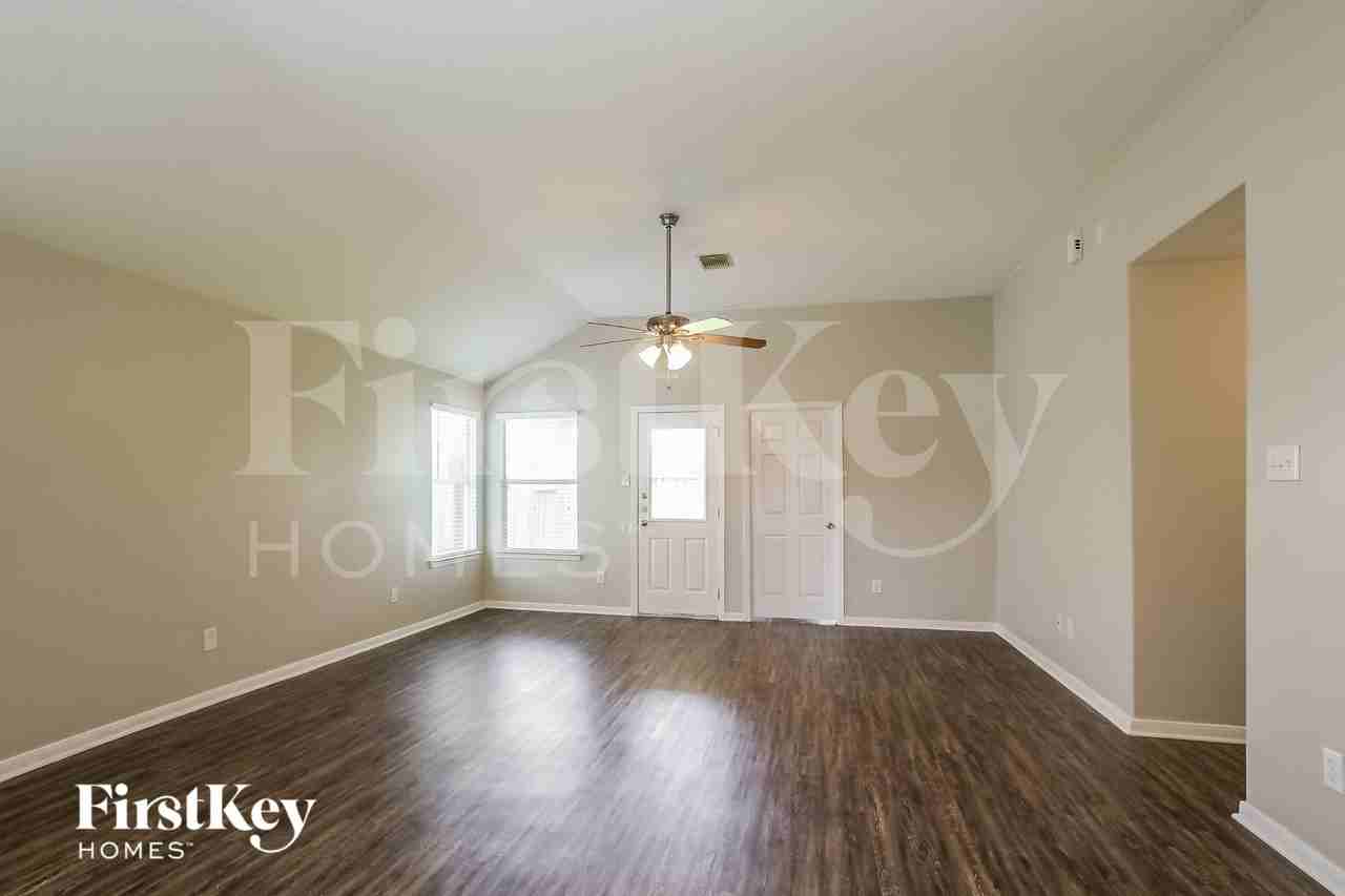 19706 Buckland Park Dr - Photo 3 of 16