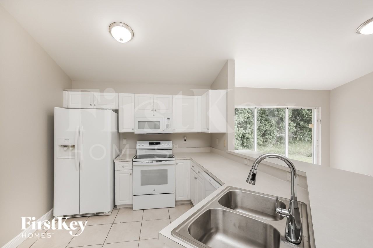 1703 Dale Ave - Photo 6 of 16
