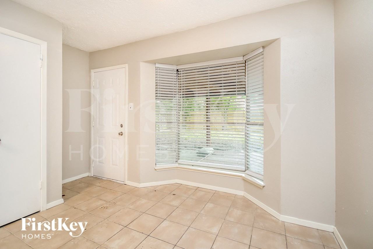 16239 La Terra Dr - Photo 4 of 14