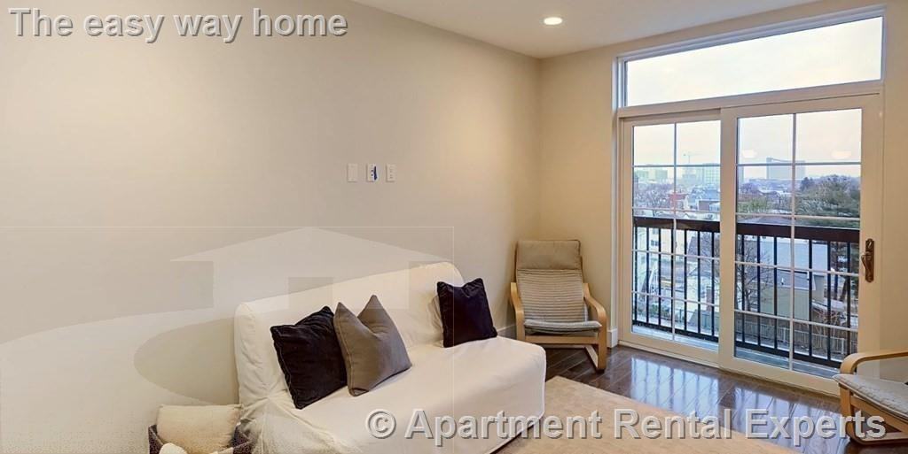 434 Mcgrath Hwy #307 - Photo 3 of 12