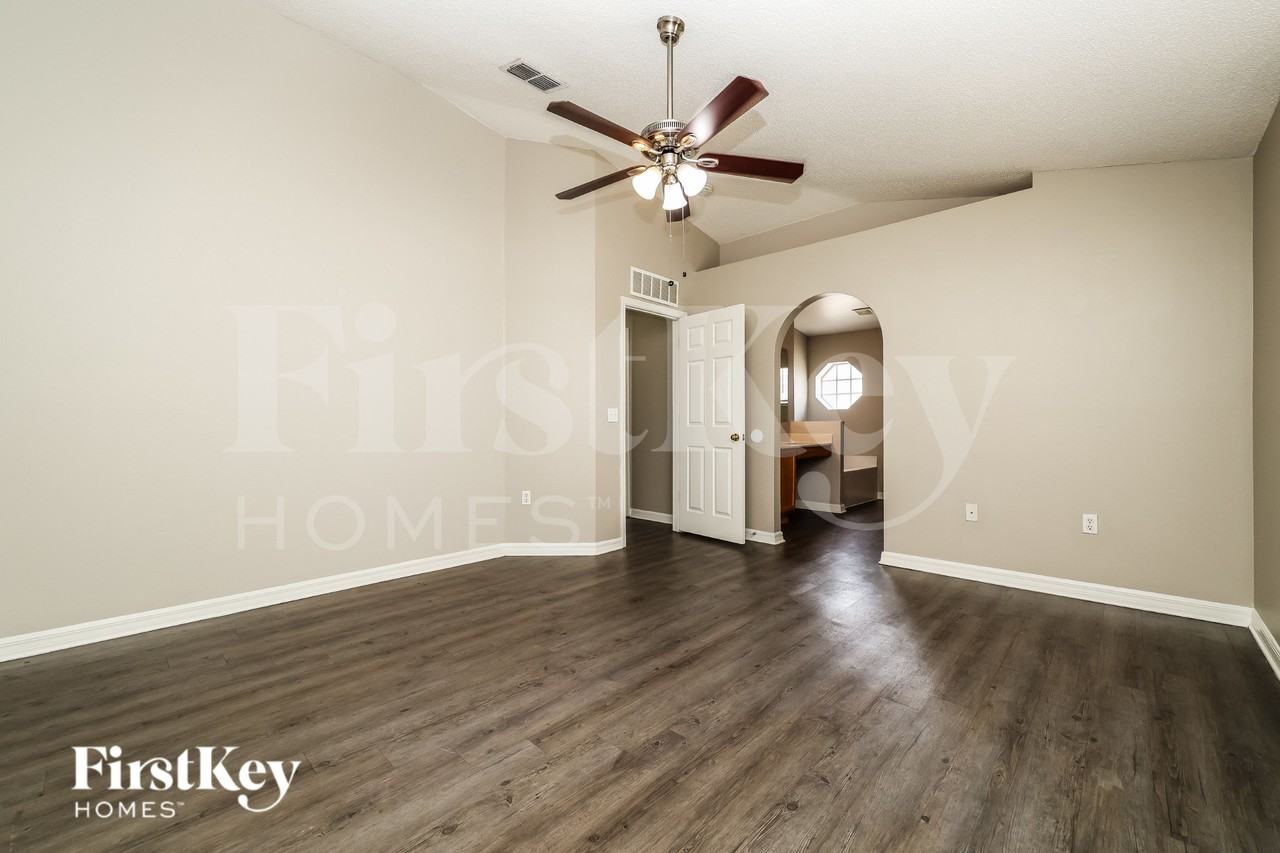 10409 River Bream Dr - Photo 6 of 20