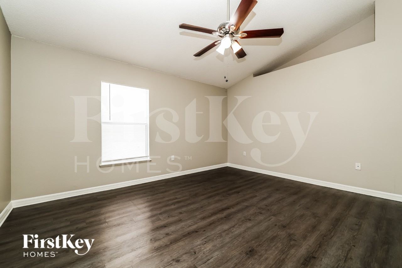 10409 River Bream Dr - Photo 7 of 20