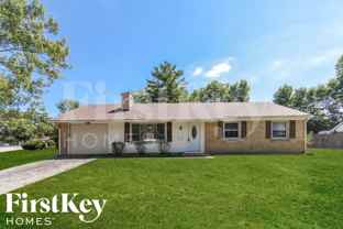 10137 Lawnhaven Ct - Photo 1 of 1