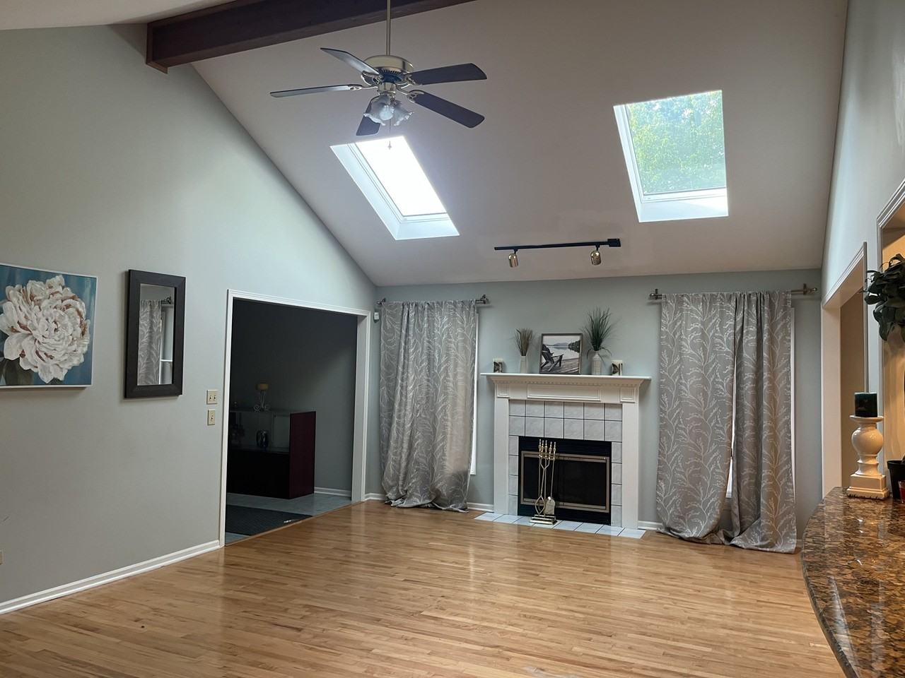 16501 Nottingham Ct - Photo 2 of 22