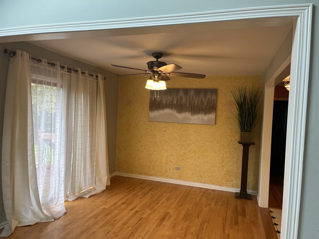 16501 Nottingham Ct - Photo 3 of 22