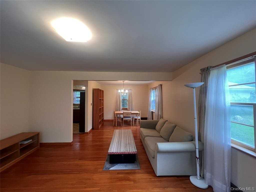 4 Beach Rd Unit 1 - Photo 2 of 15