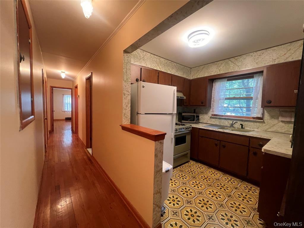 4 Beach Rd Unit 1 - Photo 4 of 15
