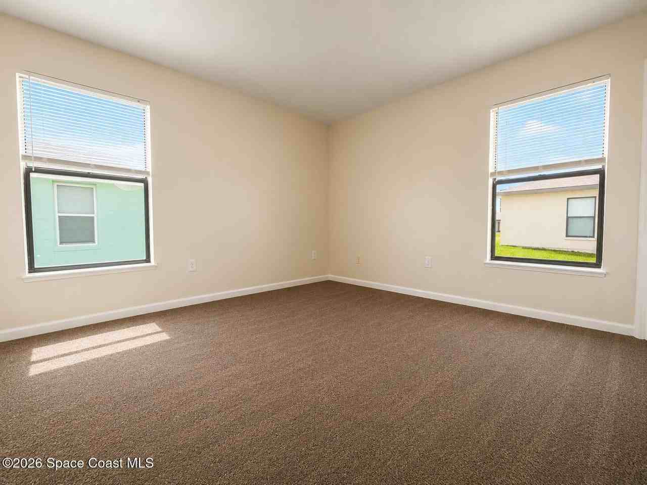 823 Angela Ave - Photo 7 of 13